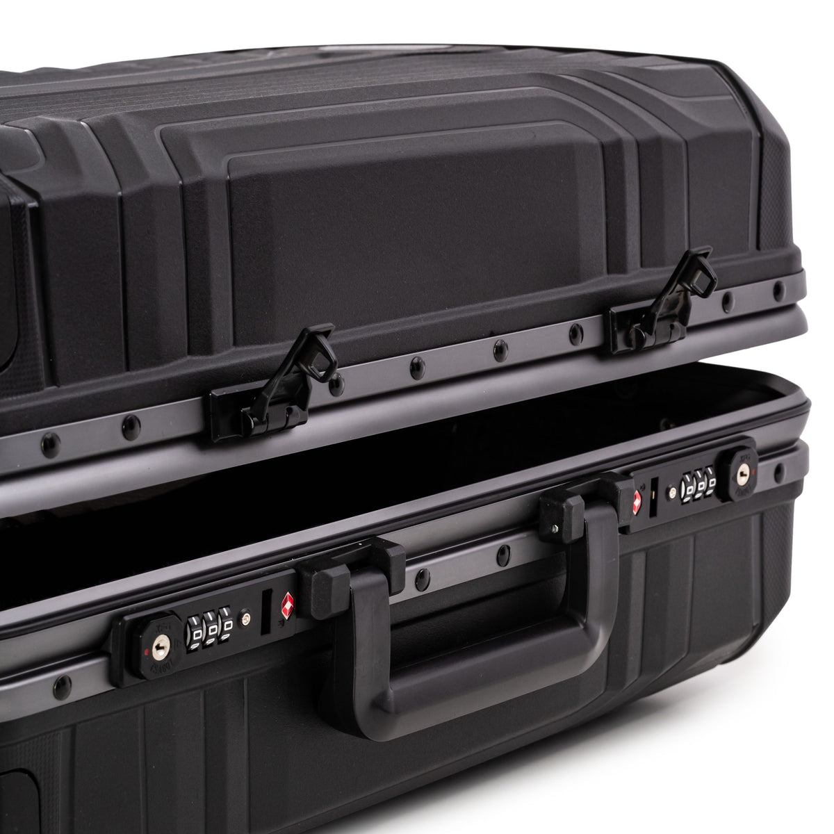 Air Canada Luggage Air Canada Strata 28” Large Luggage