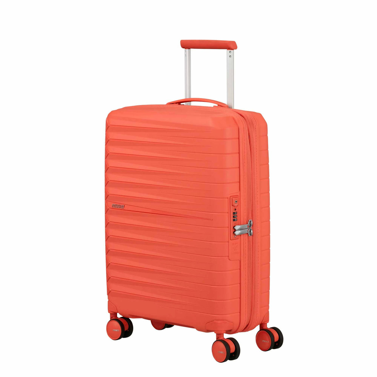 American Tourister Luggage American Tourister Fastforward Expandable Spinner 2-Piece Nested Luggage Set (Carry-On & Large)