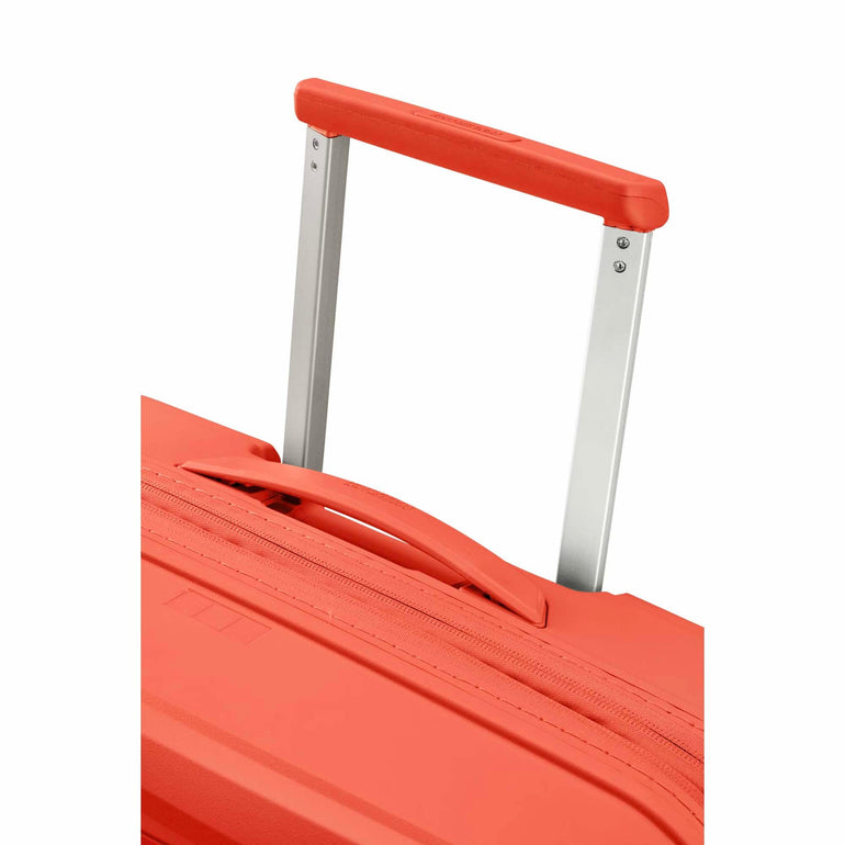 American Tourister Luggage American Tourister Fastforward Expandable Spinner Carry-On Luggage