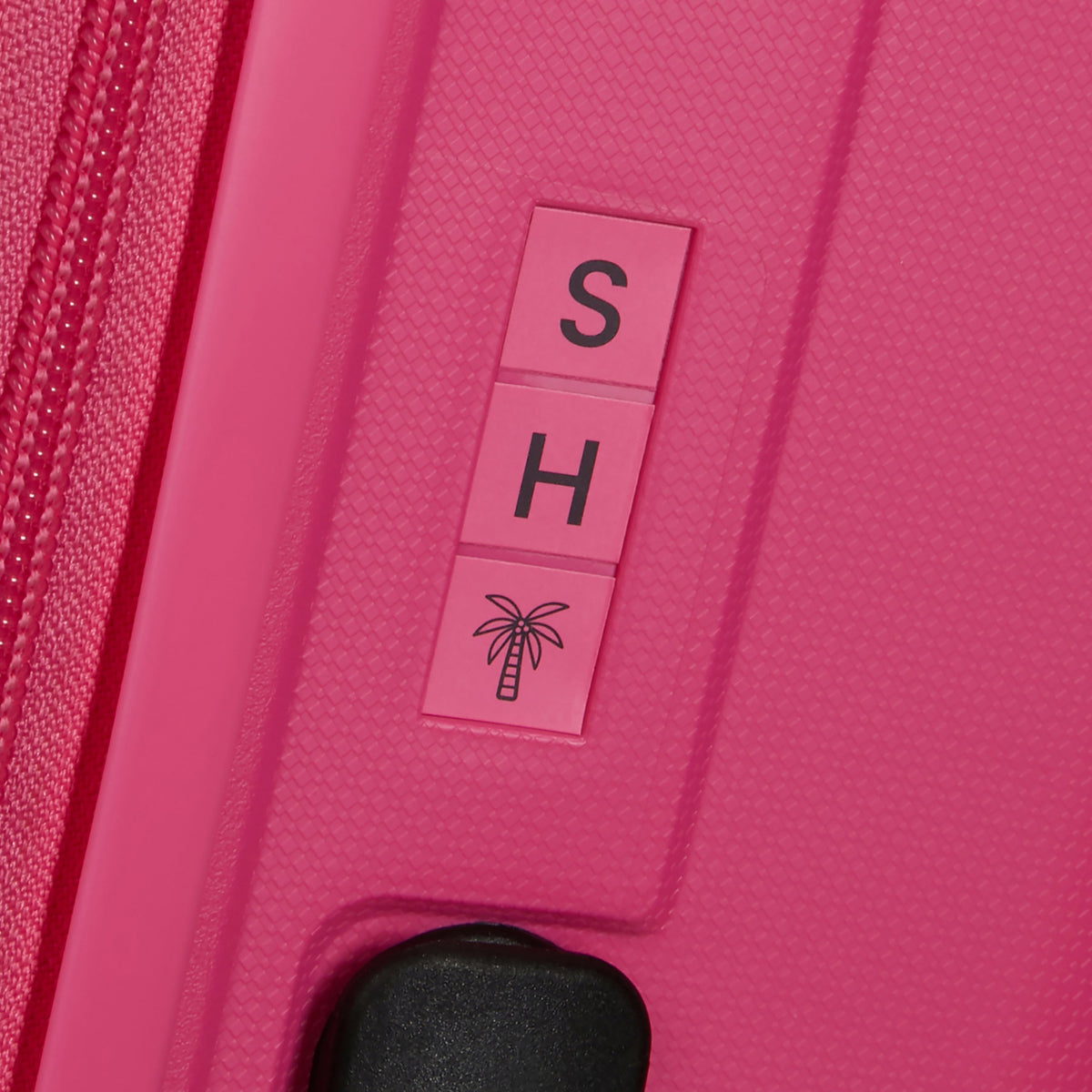 American Tourister Luggage American Tourister Rejoy Spinner Expandable Medium Luggage