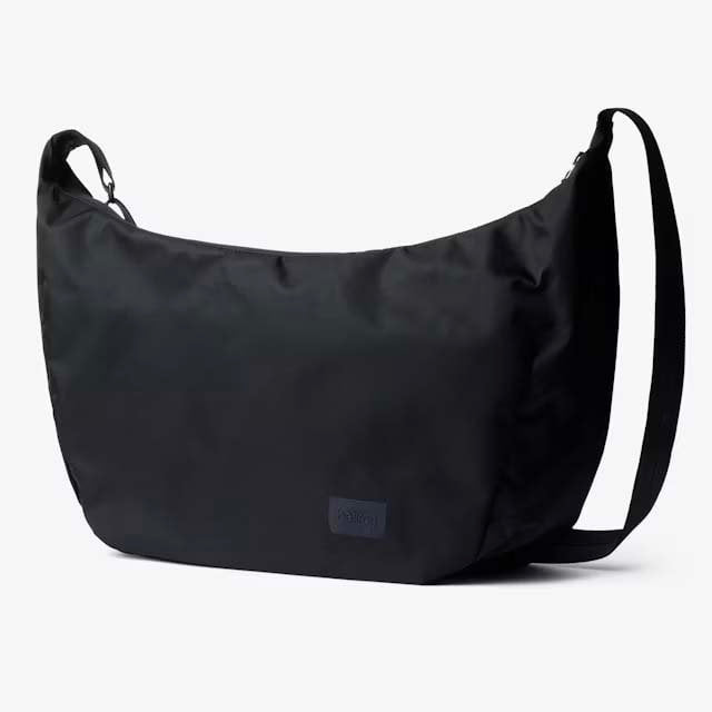 Bellroy Cross-Body Bag Ink Bellroy Laneway Crescent Bag 12L