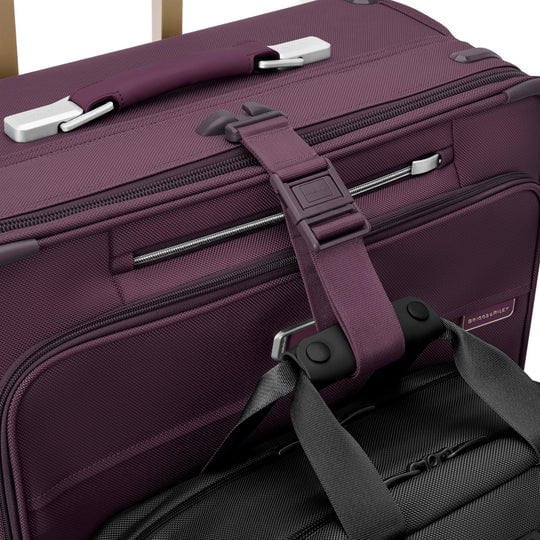 Briggs & Riley Luggage Briggs & Riley Baseline Medium Expandable Spinner Luggage