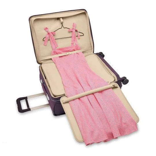 Briggs & Riley Luggage Briggs & Riley Baseline Medium Expandable Spinner Luggage