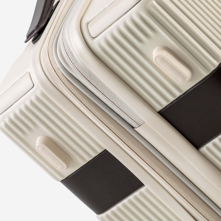 Cole Haan Luggage Cole Haan Heritage Pro Premium Hardside Medium Checked Luggage