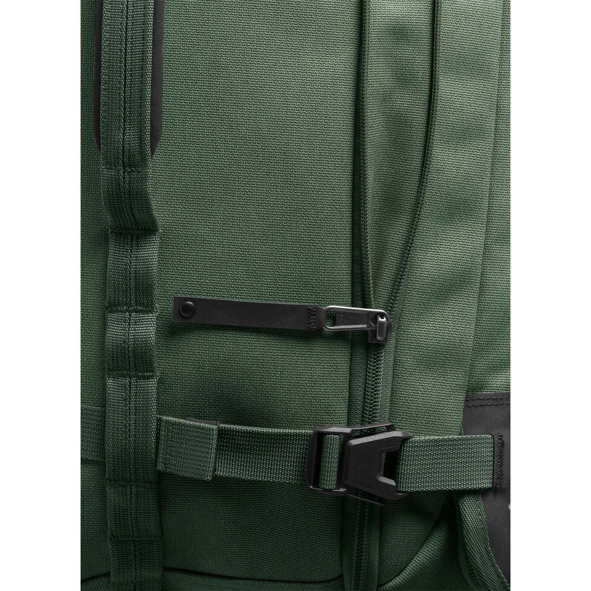 Eagle Creek Luggage Eagle Creek Gear Warrior XE 4-Wheel Carry-On Luggage