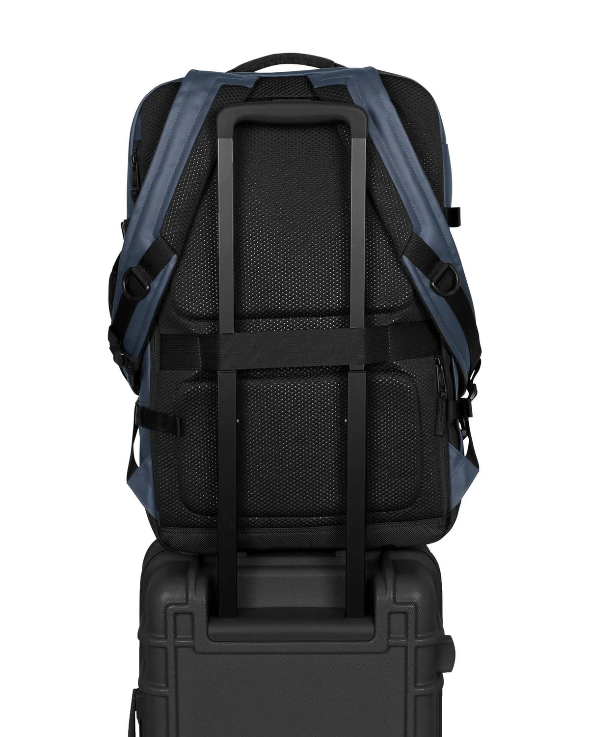 Eastpak Backpacks Admiral Eastpak CNNCT Travelpack CNNCT - Admiral