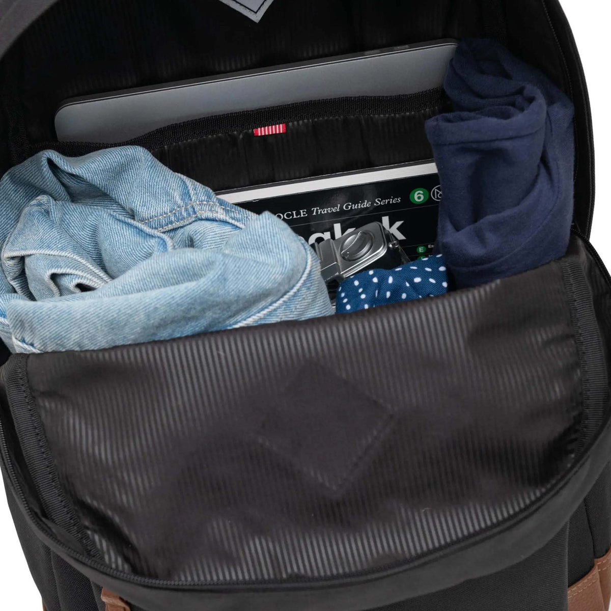 Herschel Backpacks Raven Crosshatch Herschel Heritage Backpack - Raven Crosshatch