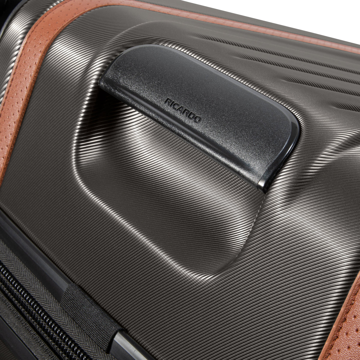 Ricardo Beverly Hills Luggage Ricardo Beverly Hills Montecito 2.0 Hardside Large Check-In Expandable Spinner Luggage