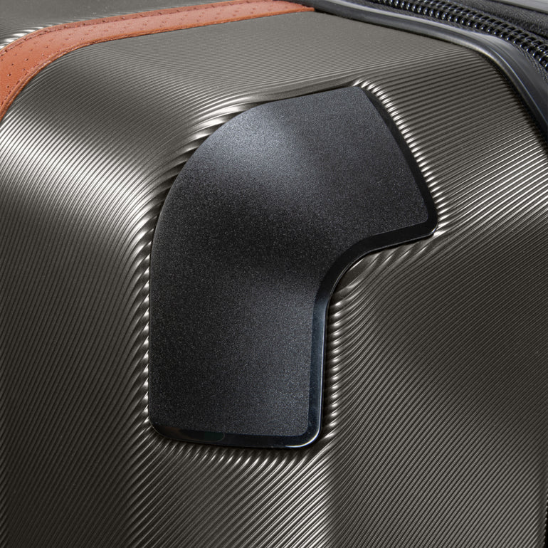 Ricardo Beverly Hills Luggage Ricardo Beverly Hills Montecito 2.0 Hardside Large Check-In Expandable Spinner Luggage