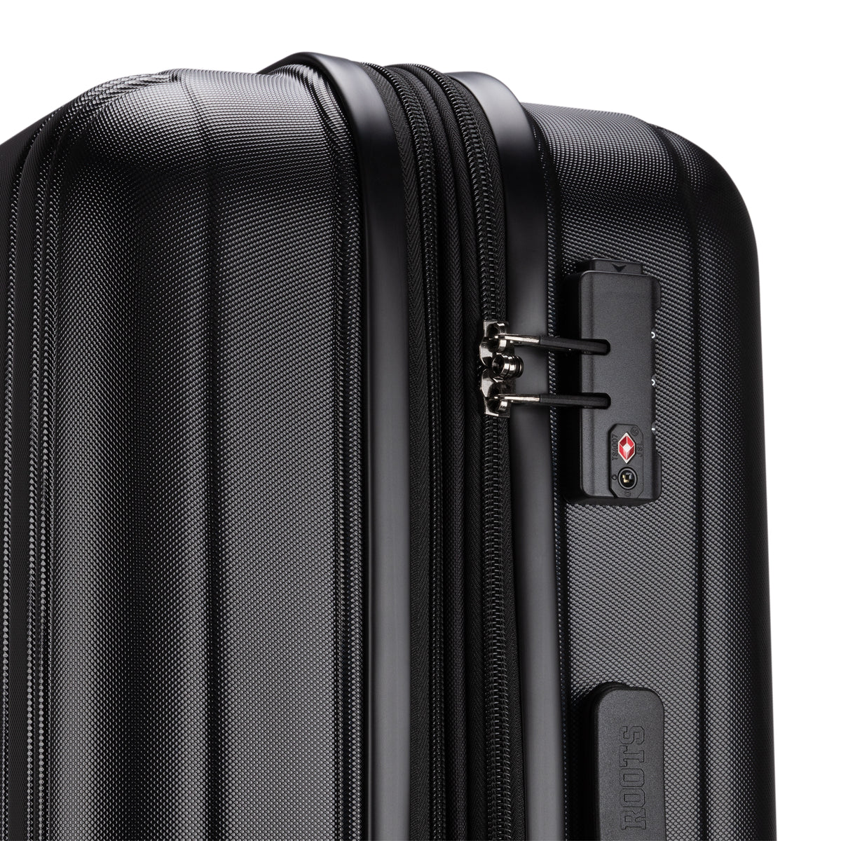 Roots Luggage Roots Identity Expandable Spinner Medium Luggage