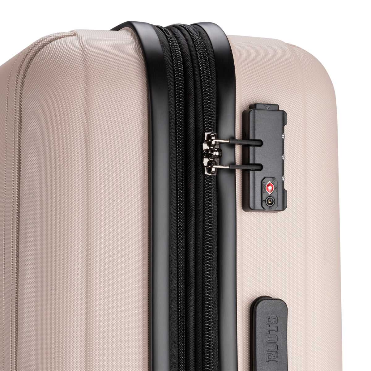 Roots Luggage Roots Identity Expandable Spinner Medium Luggage