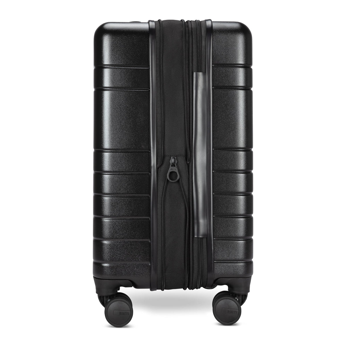Roots Luggage Roots Travel Expandable Spinner 19" Carry-On Luggage