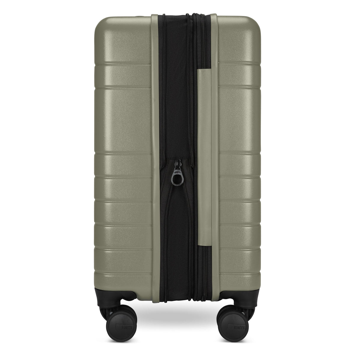 Roots Luggage Roots Travel Expandable Spinner 19" Carry-On Luggage