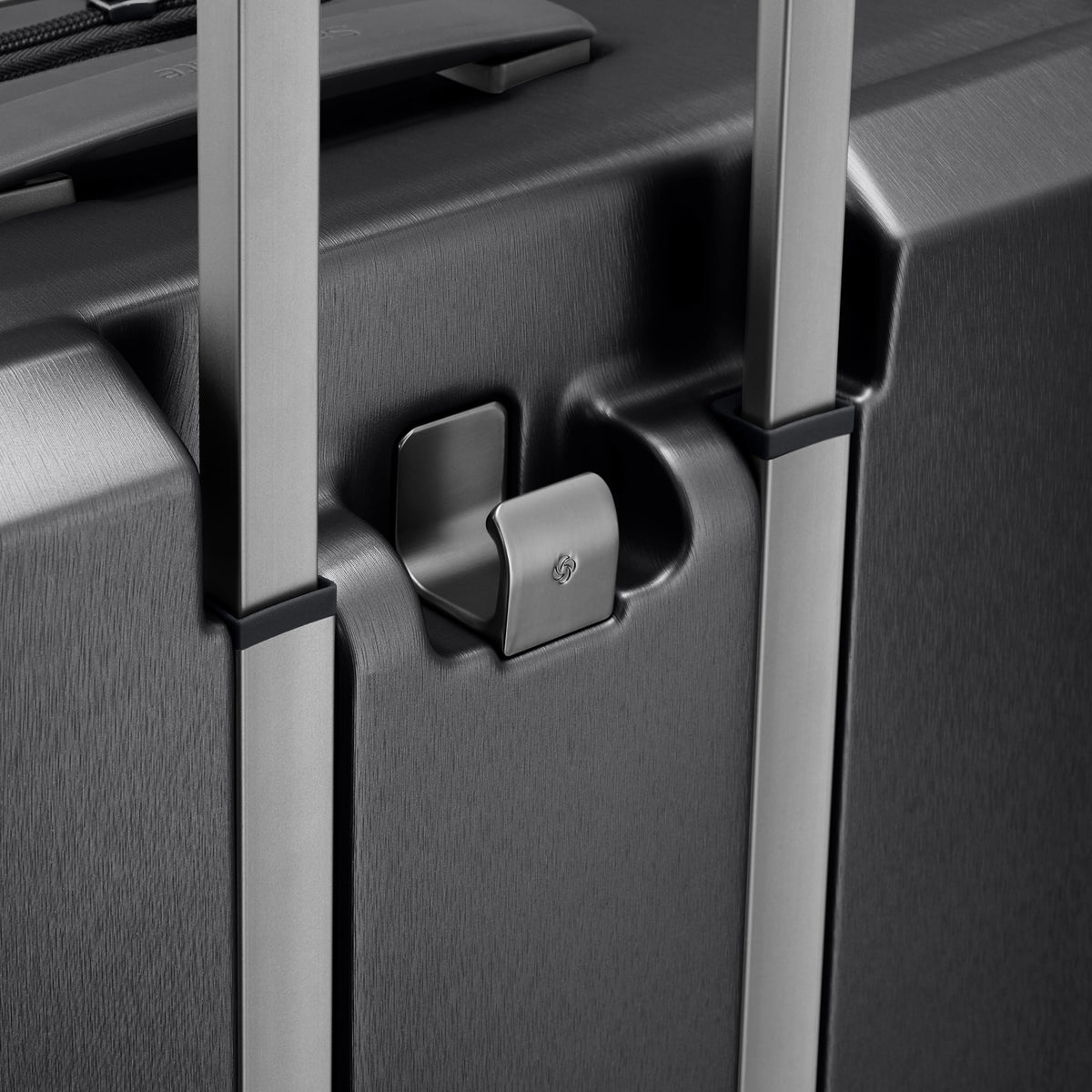 Samsonite Luggage Samsonite Evoa Z Expandable Spinner Medium Luggage