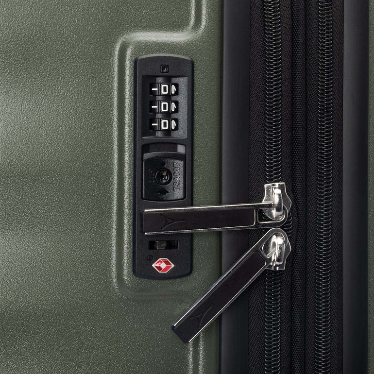 Travelpro Luggage Travelpro Maxlite Air V2 Large Check-In Hardside Spinner