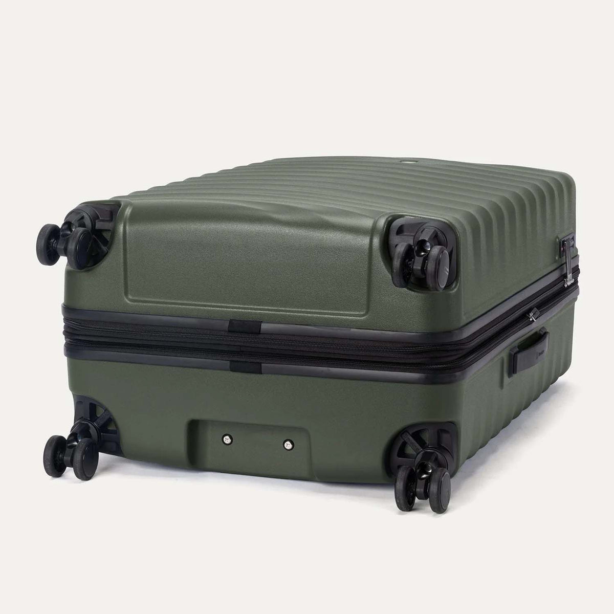 Travelpro Luggage Travelpro Maxlite Air V2 Large Check-In Hardside Spinner