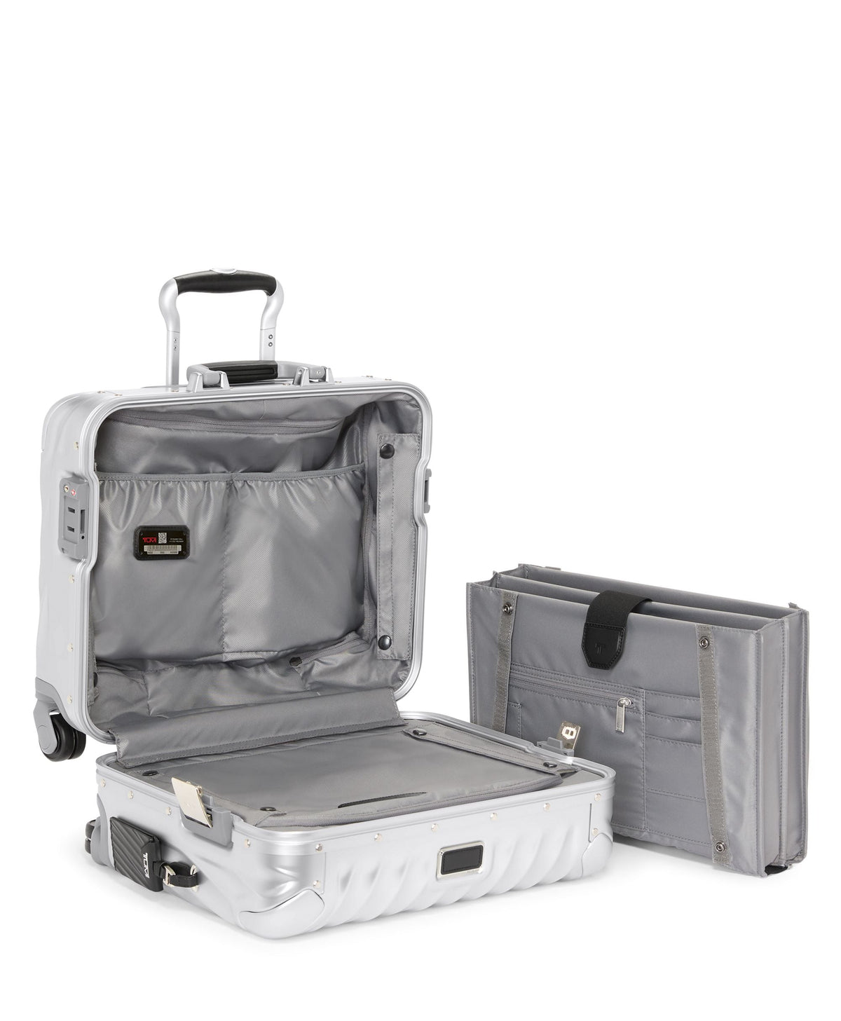 Tumi Luggage Silver Tumi 19 Degree Aluminum Compact Carry-On Underseater Luggage