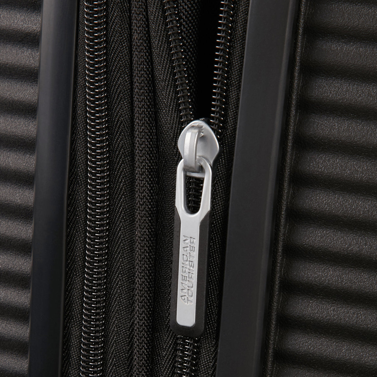 American Tourister Luggage American Tourister Curio Spinner Carry-On Expandable Luggage