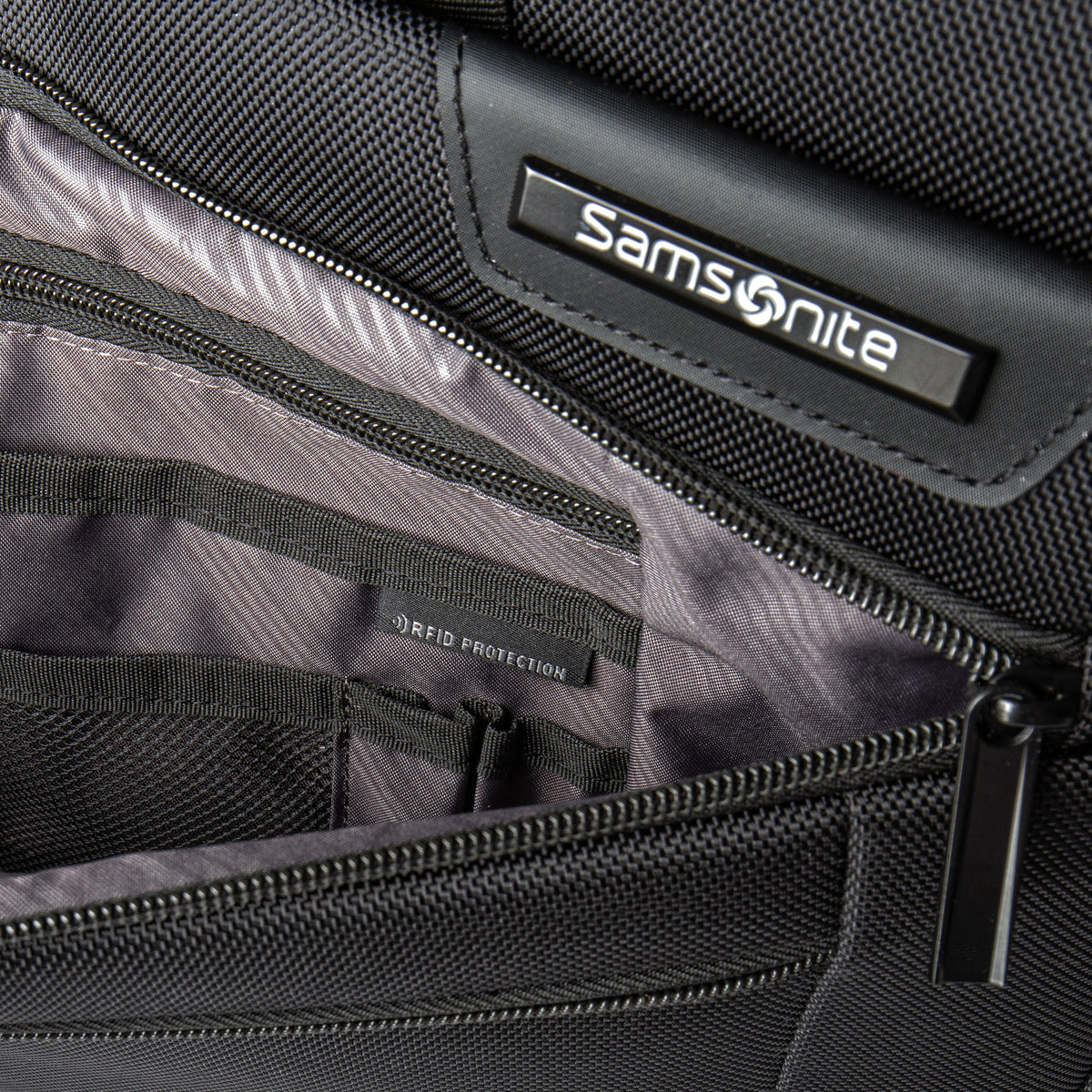 Samsonite Laptop Briefcase Black Samsonite Classic NXT 2 Gusset Briefcase